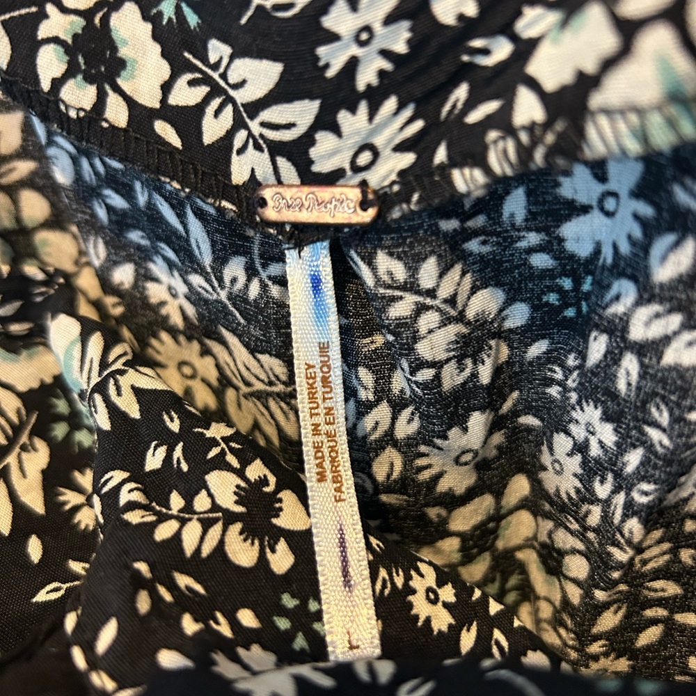 Anthropologie Free People  Black and White Floral Blouse - Picture 3 of 5
